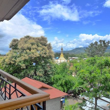 Golden Lotus Inle Hotel Ньоншуэ Экстерьер фото