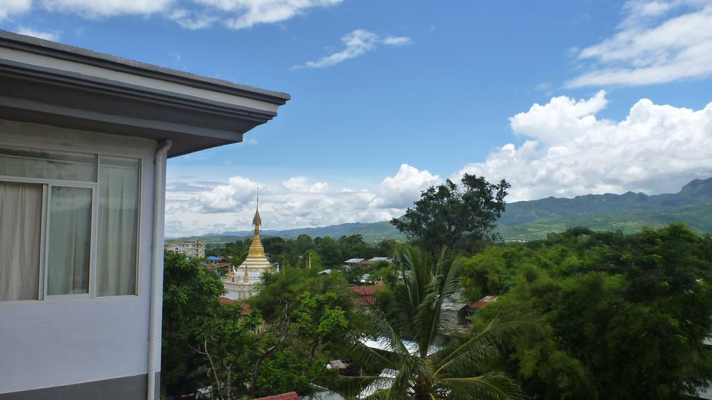Golden Lotus Inle Hotel Ньоншуэ Экстерьер фото