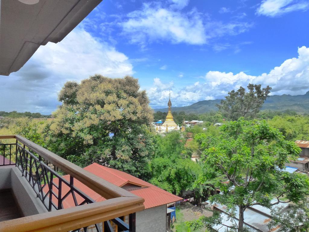 Golden Lotus Inle Hotel Ньоншуэ Экстерьер фото