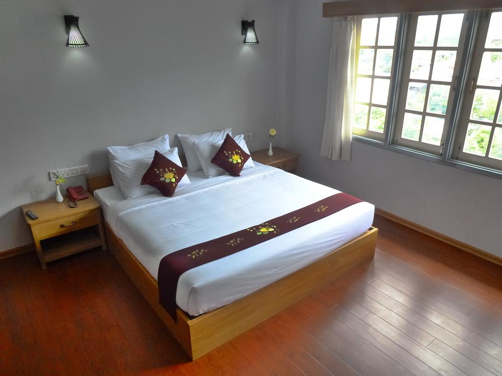 Golden Lotus Inle Hotel Ньоншуэ Экстерьер фото